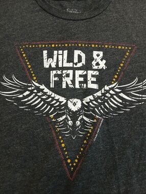 Texas True Threads Wild & Free Graphic Tee -  Men's Shirt Sz Large